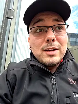 Snapshot of cmichaelxxx chatting on 20, 3, 2025 cmichaelxxx online show from 20, 3, 2025