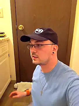 Snapshot of cmichaelxxx chatting on 21, 3, 2025 cmichaelxxx online show from 21, 3, 2025