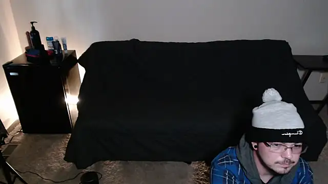 Snapshot of cmichaelxxx chatting on 9, 9, 2025 cmichaelxxx online show from 9, 9, 2025