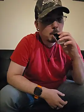 Snapshot of cmichaelxxx chatting on 19, 11, 2025 cmichaelxxx online show from 19, 11, 2025