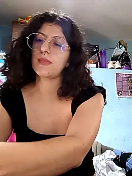 LoveElectra online show from 7, 4, 2026