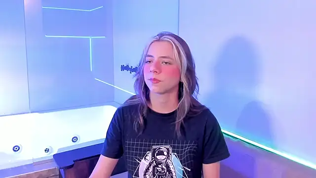 Snapshot of ArtemisaBlake chatting on 19, 12, 2024 ArtemisaBlake online show from 19, 12, 2024