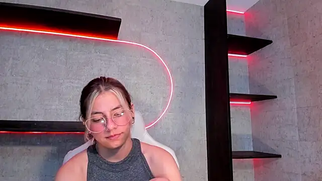 Snapshot of ArtemisaBlake chatting on 18, 1, 2025 ArtemisaBlake online show from 18, 1, 2025