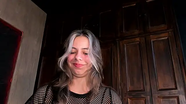 Snapshot of ArtemisaBlake chatting on 11, 2, 2025 ArtemisaBlake online show from 11, 2, 2025