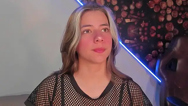 Snapshot of ArtemisaBlake chatting on 28, 2, 2025 ArtemisaBlake online show from 28, 2, 2025