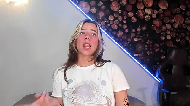 Snapshot of ArtemisaBlake chatting on 6, 3, 2025 ArtemisaBlake online show from 6, 3, 2025