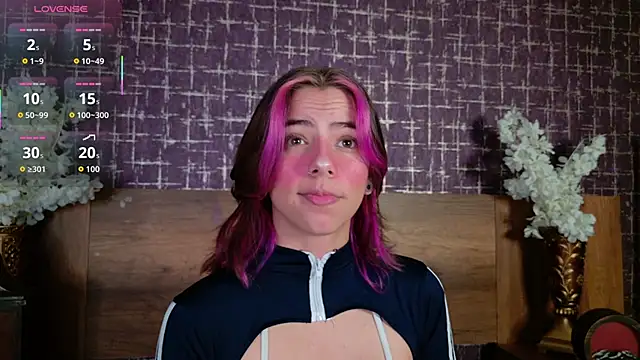 Snapshot of ArtemisaBlake chatting on 11, 11, 2025 ArtemisaBlake online show from 11, 11, 2025