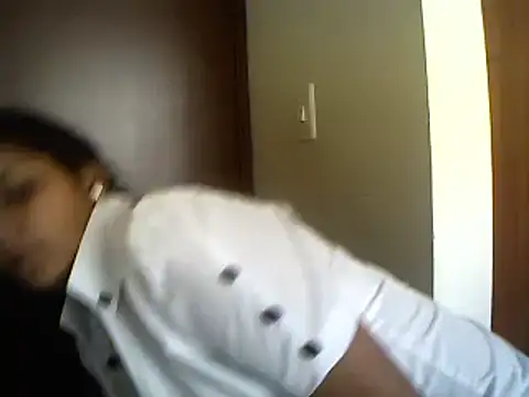 Snapshot of Mahia_M chatting on 17, 12, 2024 Mahia M online show from 17, 12, 2024