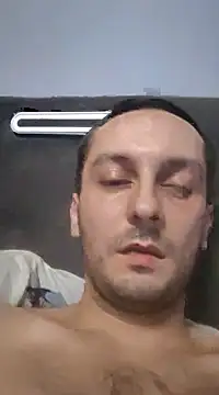 Snapshot of Kondzio chatting on 16, 12, 2024 Kondzio online show from 16, 12, 2024