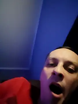 Snapshot of Kondzio chatting on 1, 12, 2025 Kondzio online show from 1, 12, 2025