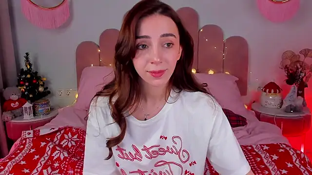 ElsaYoung online show from 25, 12, 2024