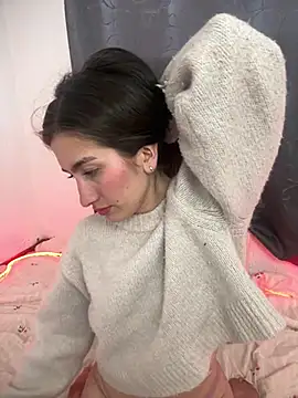 LuneObscure online show from 6, 1, 2025