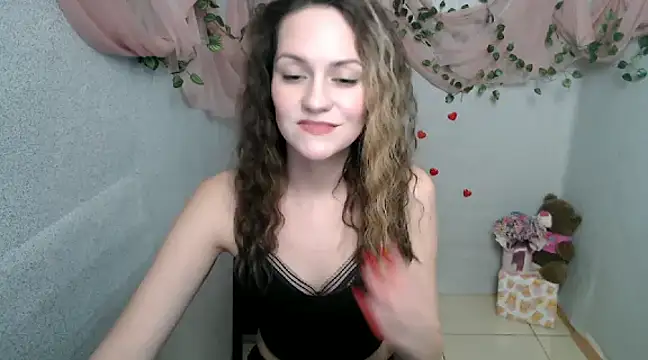 Lina Star S online show from 13, 12, 2024