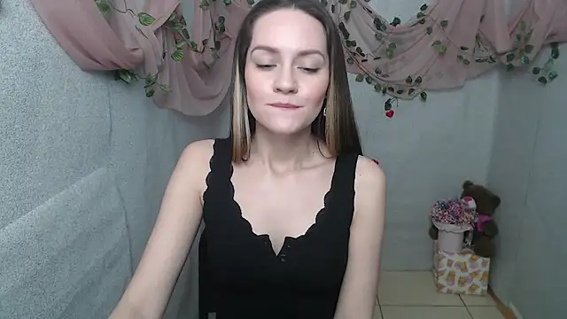 Lina Star S online show from 10, 1, 2025