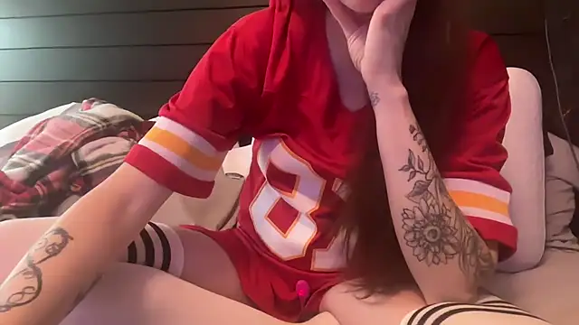 yourstrulylivy69 online show from 3, 2, 2025