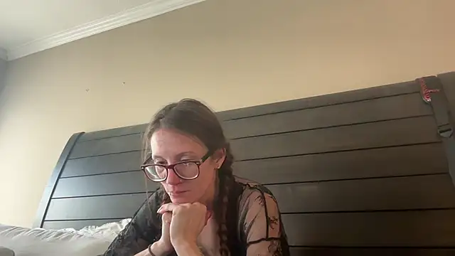 yourstrulylivy69 online show from 20, 2, 2025