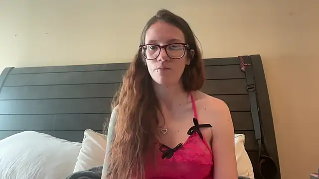 yourstrulylivy69 online show from 22, 2, 2025