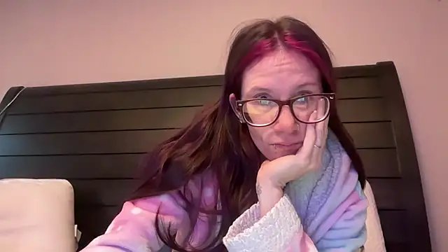 yourstrulylivy69 online show from 7, 3, 2025