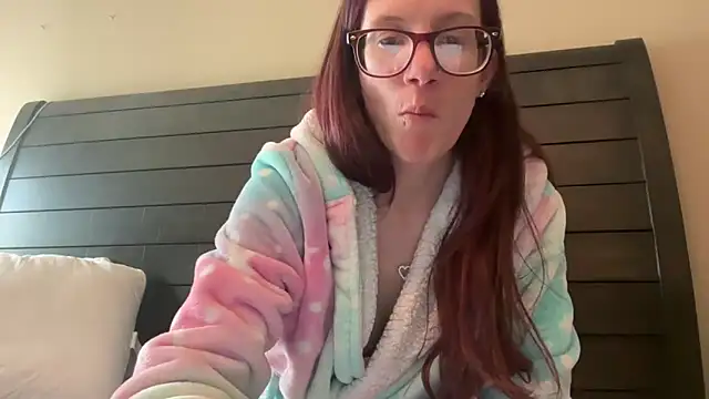 yourstrulylivy69 online show from 7, 3, 2025