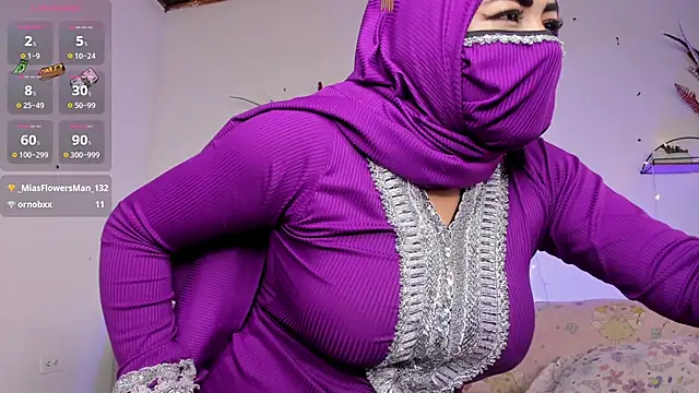 Snapshot of jazmin_anbar chatting on 29, 1, 2025 jazmin anbar online show from 29, 1, 2025