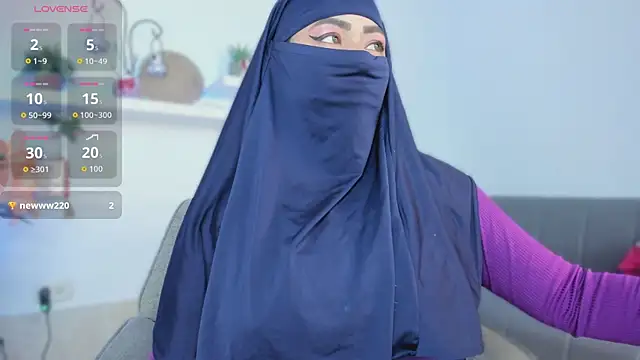 Snapshot of jazmin_anbar chatting on 4, 11, 2025 jazmin anbar online show from 4, 11, 2025