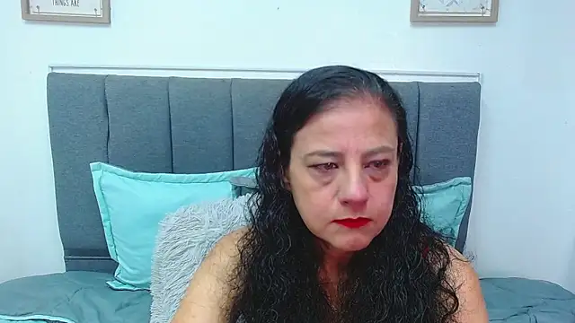 sasi luna online show from 6, 2, 2025