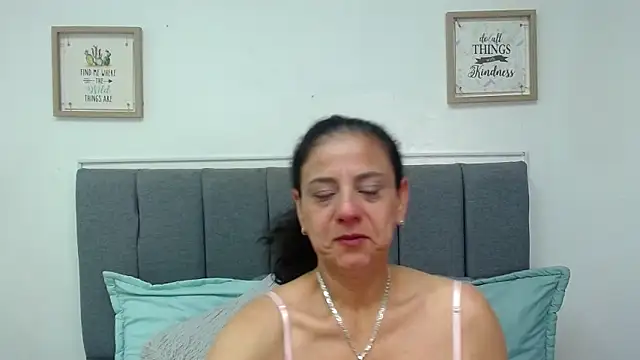 sasi luna online show from 7, 2, 2025