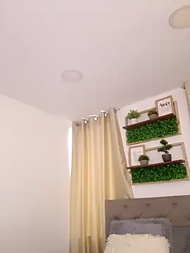 sasi luna online show from 16, 12, 2025