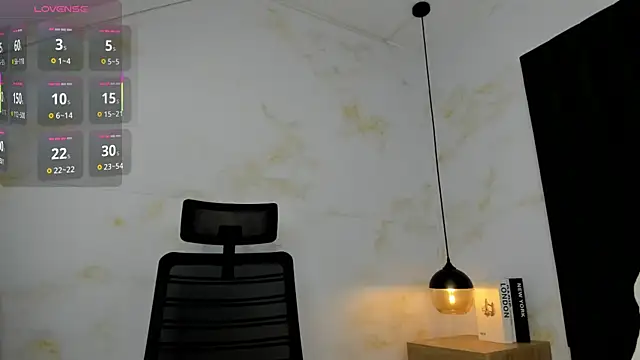 africa holmes online show from 24, 10, 2025