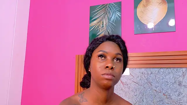 Snapshot of kinkyandsavage chatting on 24, 2, 2026 kinkyandsavage online show from 24, 2, 2026