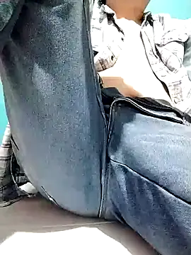 Bombi22 online show from 30, 1, 2025