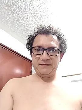 Bombi22 online show from 17, 3, 2025