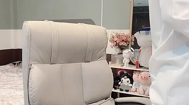 Eva-Public online show from 7, 2, 2025