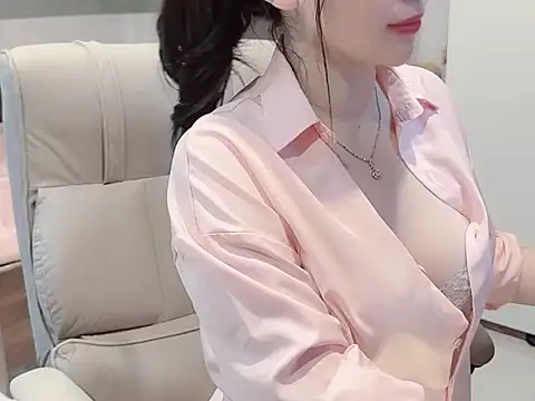 Eva-Public online show from 16, 9, 2025