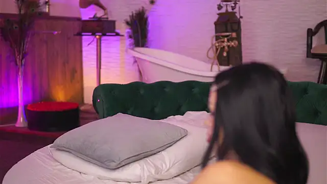 Snapshot of Jenna_Day chatting on 2, 3, 2025 Jenna Day online show from 2, 3, 2025