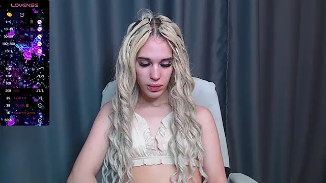 Snapshot of Cassie_Bae chatting on 2, 1, 2025 Cassie Bae online show from 2, 1, 2025