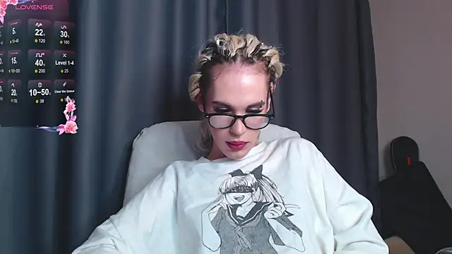 Snapshot of Cassie_Bae chatting on 8, 1, 2025 Cassie Bae online show from 8, 1, 2025