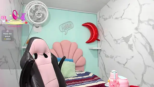 Snapshot of karime_sexygirl chatting on 27, 10, 2025 karime sexygirl online show from 27, 10, 2025