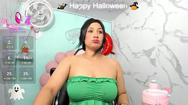 Snapshot of karime_sexygirl chatting on 6, 11, 2025 karime sexygirl online show from 6, 11, 2025