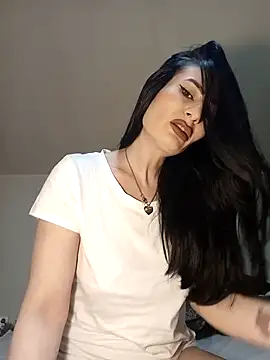 Snapshot of EveeRose chatting on 8, 1, 2026 EveeRose online show from 8, 1, 2026