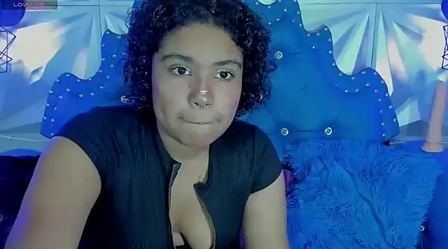 kitty pervertedx online show from 2, 3, 2025