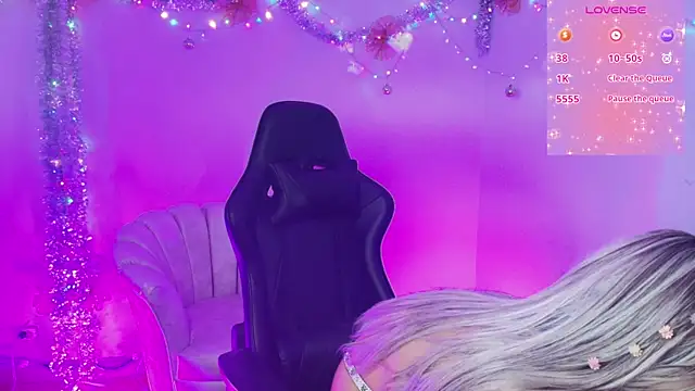 EmmaJhonnsson online show from 26, 12, 2024