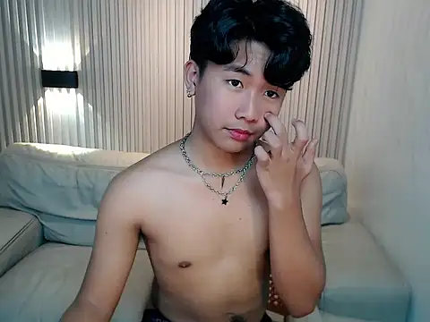 Snapshot of dangerzone0122 chatting on 22, 11, 2025 dangerzone0122 online show from 22, 11, 2025