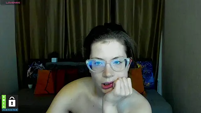 Alicia redfollow online show from 28, 1, 2025