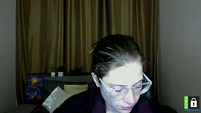 Alicia redfollow online show from 19, 10, 2025