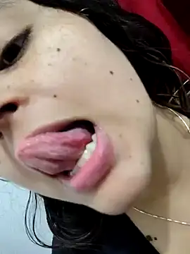 Miss balloonsmila online show from 29, 12, 2024