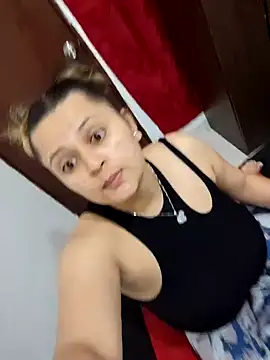 Miss balloonsmila online show from 30, 12, 2024