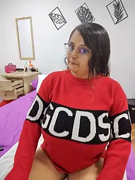 Miss balloonsmila online show from 17, 2, 2025