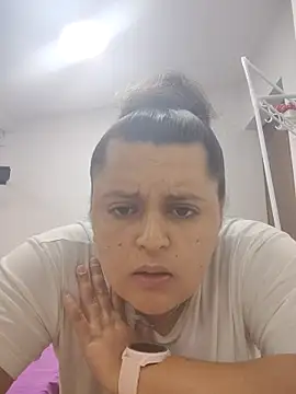 Miss balloonsmila online show from 17, 9, 2025