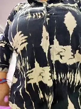 Miss balloonsmila online show from 15, 11, 2025